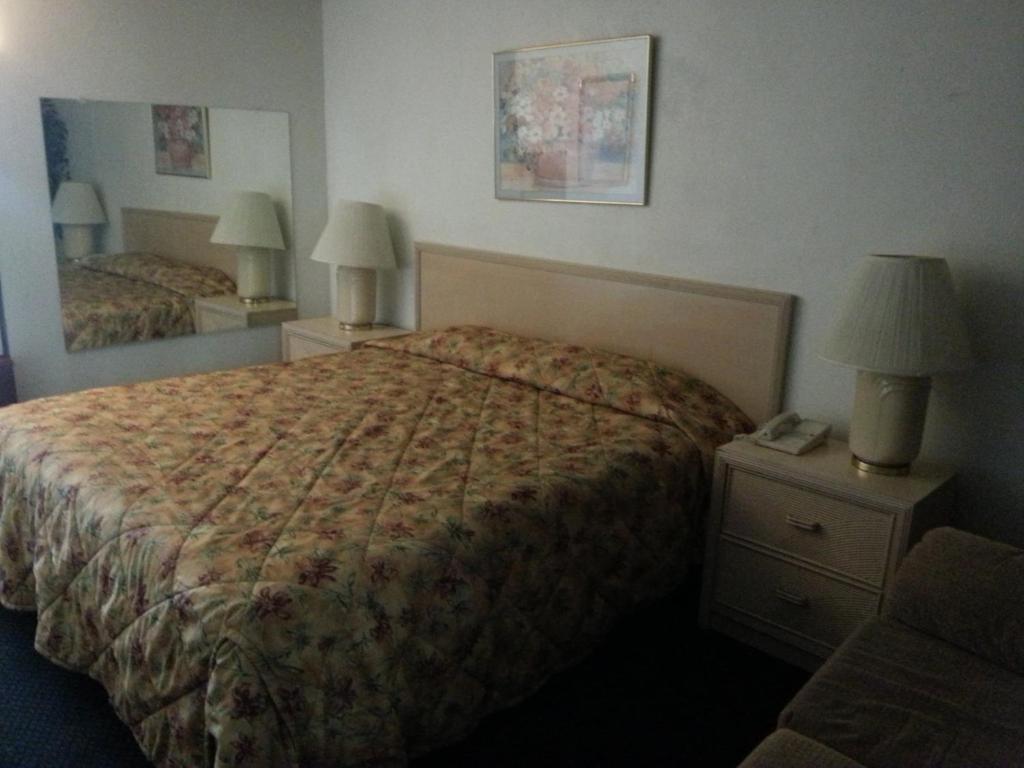 Travel Inn Валехо Екстериор снимка